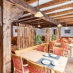 Plaza Heidehof 4*