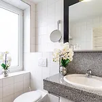 Plaza Heidehof 4*