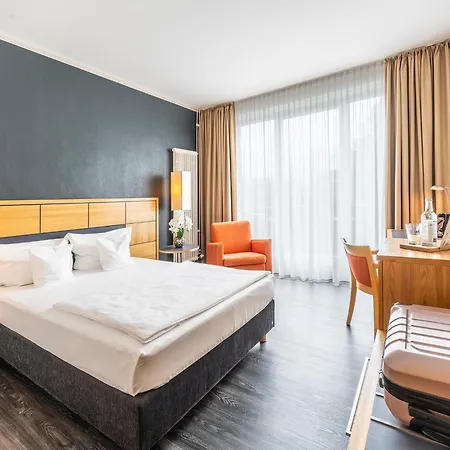 Western Heidehof Hotel 4*