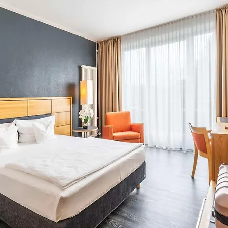 Western Heidehof 4*