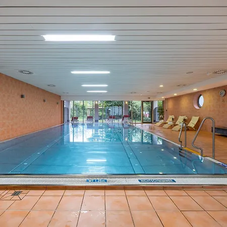 Western Heidehof Hotel 4*