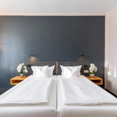 Plaza Heidehof 4*
