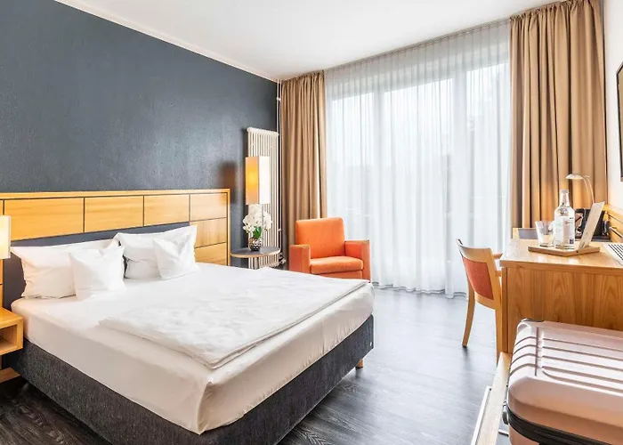 Plaza Heidehof 4*